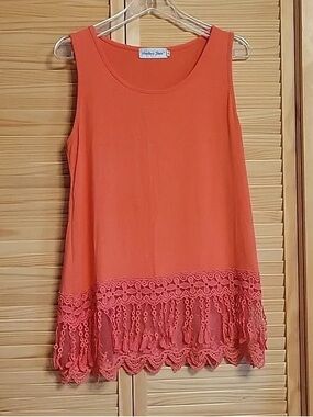 Sleeveless Crochet Hem Tank Top - Coral